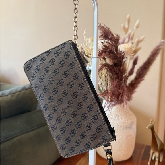 Dooney & Bourke Monogrammed Bag - Picture 15 of 15